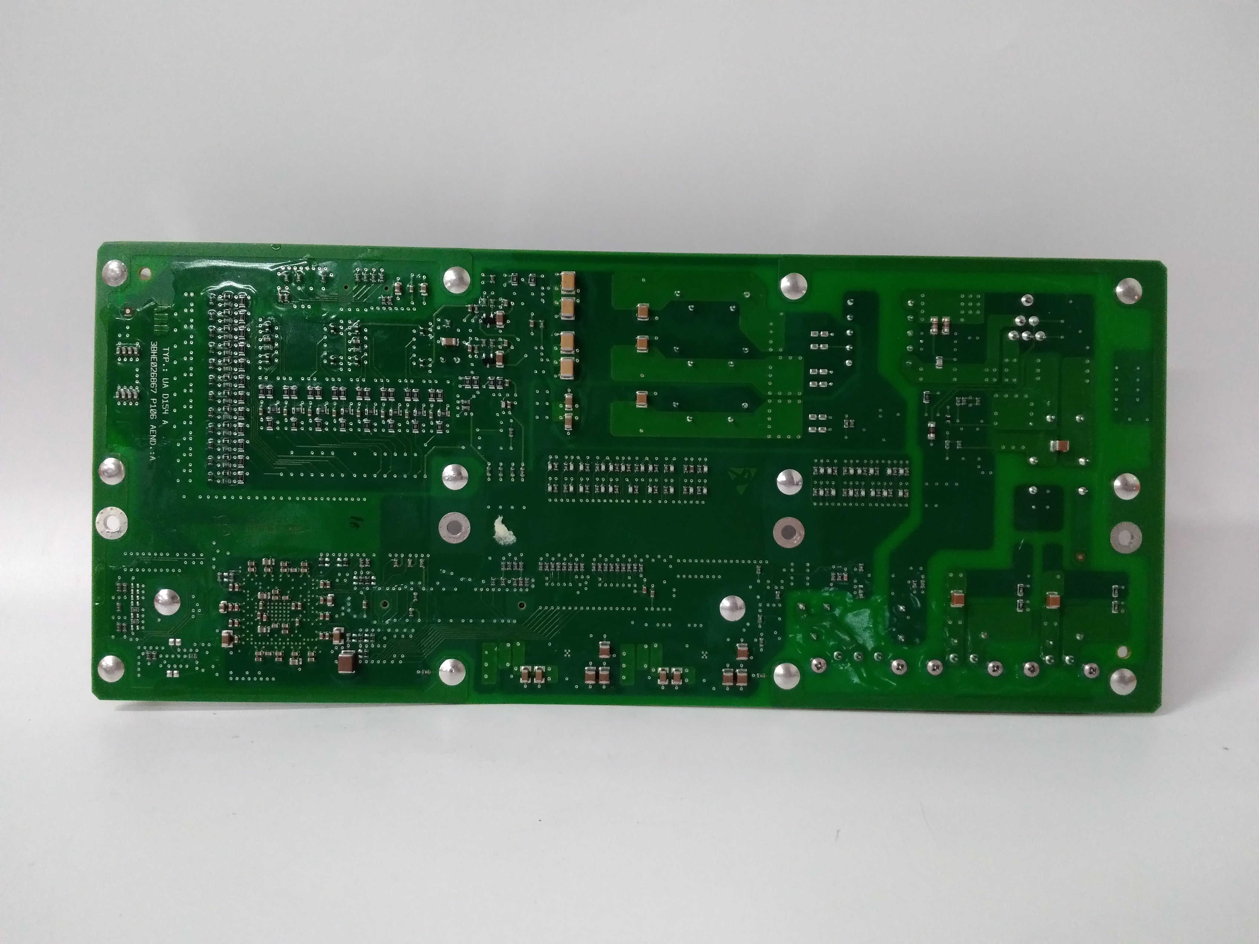 UAD154A 3BHE026866R0101 ABB 變頻器驅(qū)動(dòng)板