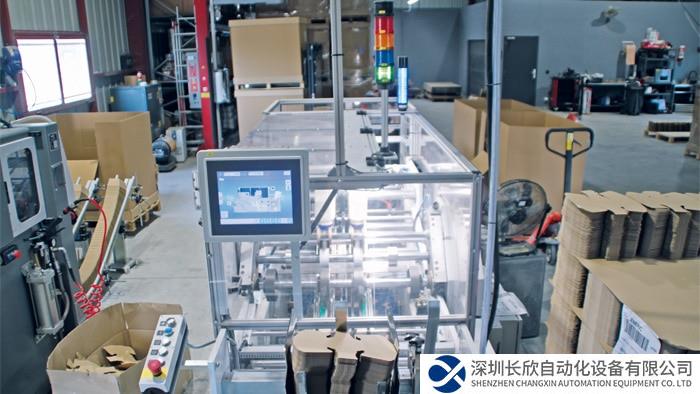 避免不必要的機(jī)器停機(jī)：紙箱托盤生產(chǎn)中的信號(hào)燈和 Sensor Integration Gateway（傳感器集成網(wǎng)關(guān)）
