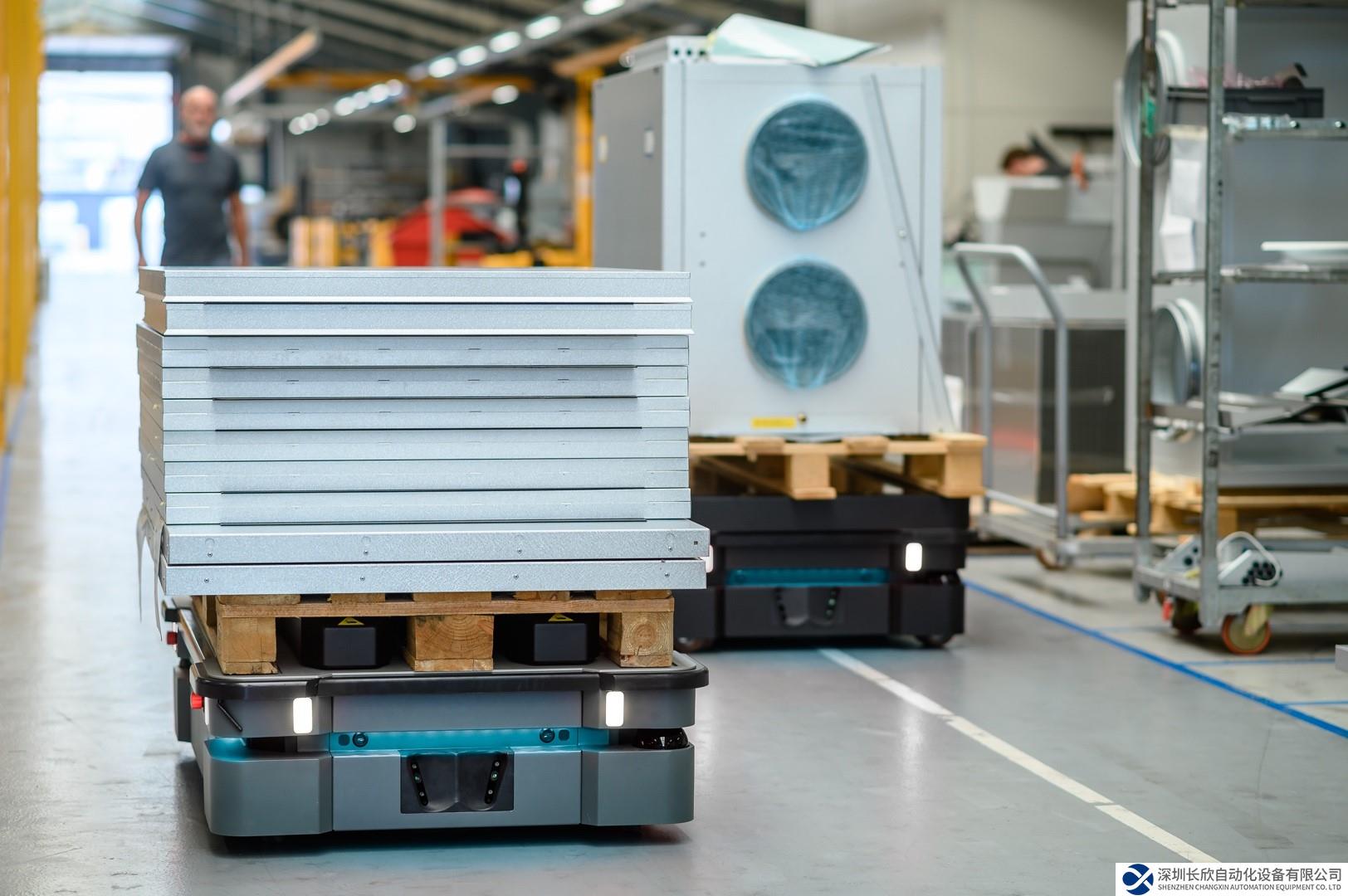 MiR兩款重載AMR獲得德國萊茵TÜV 認(rèn)證標(biāo)識(shí) 以嚴(yán)格的安全標(biāo)準(zhǔn)應(yīng)對(duì)制造業(yè)內(nèi)部物流的調(diào)整與轉(zhuǎn)型