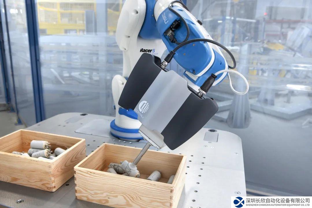 柯馬推出全自動料箱揀選解決方案MI.RA/Picker