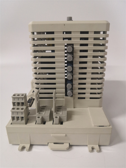 ABB+PM825 3BSE010796R1