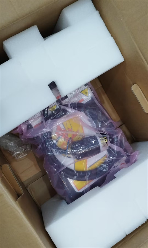 AE+APEX3013 3156114-746